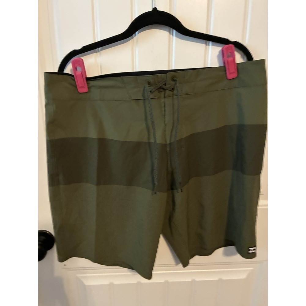 Billabong Olive Green Two-Tone Stripe Board Shorts Mens 36 Airlite Recycler